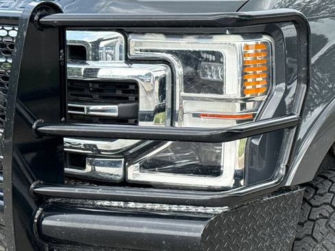 Used 2021 Ford F250 Lariat w/ Tremor Off-Road Package AWD/4WD image 4