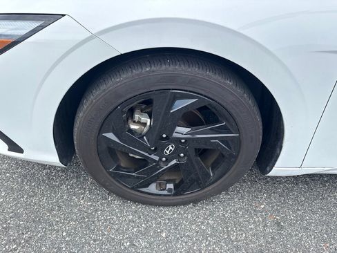 Used 2026 Hyundai Elantra Sport FWD image 13