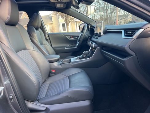 Used 2021 Toyota RAV4 XSE image 29