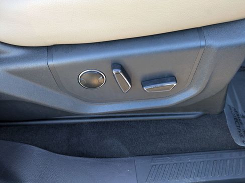 Used 2024 Ford Expedition Limited image 39