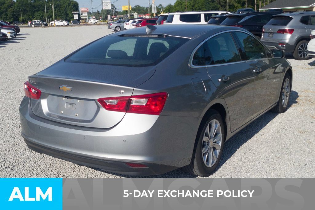 Used 2024 Chevrolet Malibu LT FWD image 3