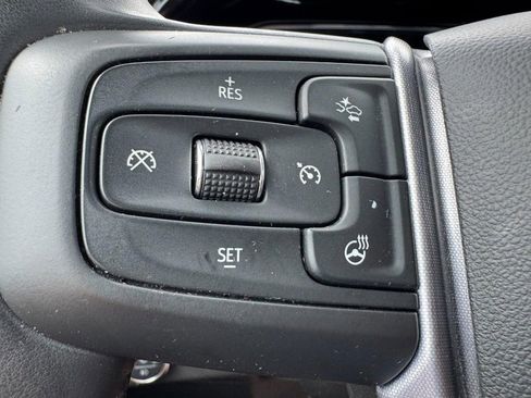 Used 2025 GMC Sierra 1500 SLT RWD image 17