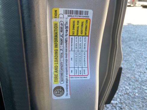 Used 2021 Ford Transit Connect XLT image 32