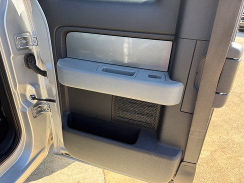 Used 2011 Ford F150 XLT w/ XLT Convenience Pkg image 24