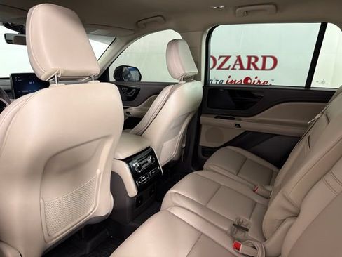 Used 2023 Lincoln Aviator 2WD w/ Class IV Trailer Tow Package image 14