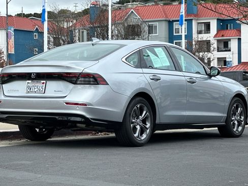 Used 2025 Honda Accord EX-L image 3