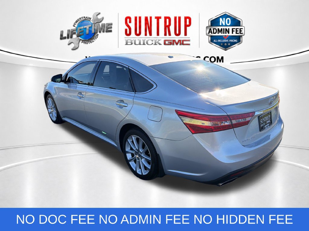 Used 2013 Toyota Avalon XLE Touring FWD image 3