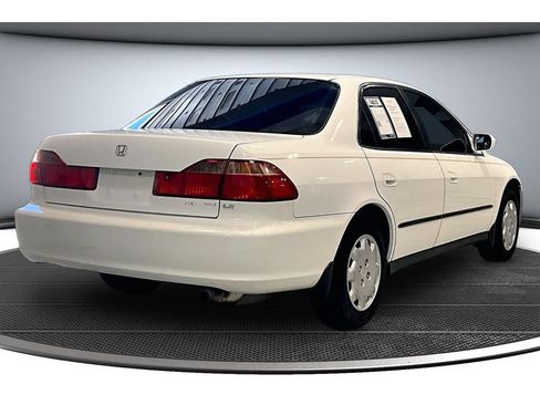 Used 1998 Honda Accord LX image 14