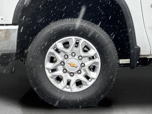 Certified 2022 Chevrolet Silverado 2500 LTZ w/ LTZ Plus Package image 35