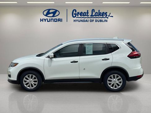 Used 2020 Nissan Rogue S AWD/4WD image 2