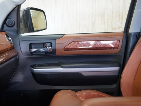 Used 2015 Toyota Tundra 1794 Edition image 31
