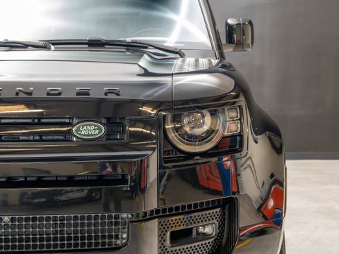 Used 2024 Land Rover Defender 130 X AWD/4WD image 12