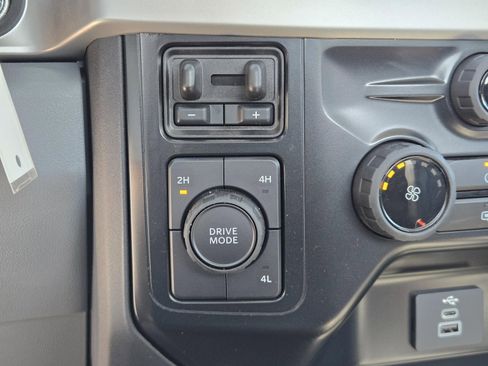 New 2024 Ford F450 XL w/ XL Chrome Package image 13