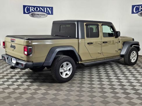 Used 2020 Jeep Gladiator Sport w/ Quick Order Package 24S AWD/4WD image 27