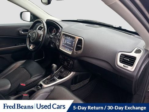 Used 2018 Jeep Compass Latitude w/ Popular Equipment Group image 32