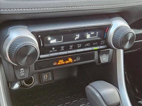 Used 2024 Toyota RAV4 LE image 13