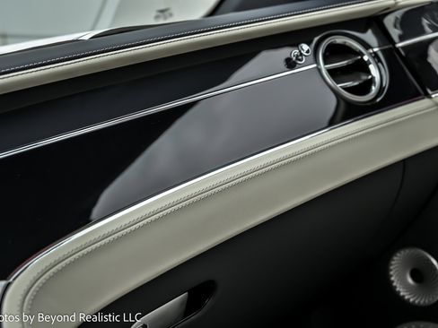 New 2026 Bentley Continental GTC image 52