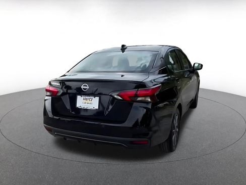 Used 2025 Nissan Versa SV image 14