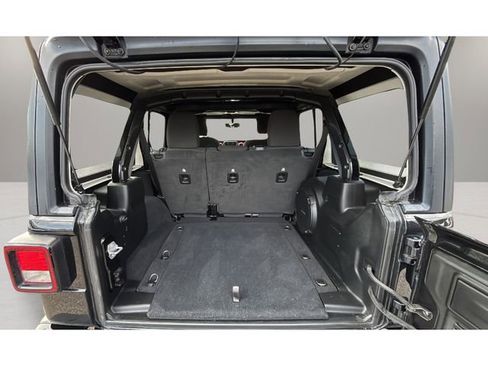 Used 2020 Jeep Wrangler Unlimited Rubicon image 27