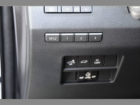 Used 2024 Lexus GX 550 w/ Accessory Package (Z1) AWD/4WD image 34