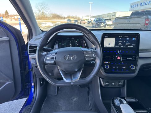 Used 2020 Hyundai Ioniq Limited image 19