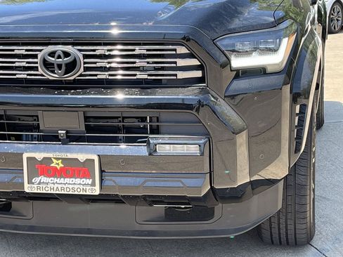 Used 2026 Toyota 4Runner Platinum AWD/4WD image 8