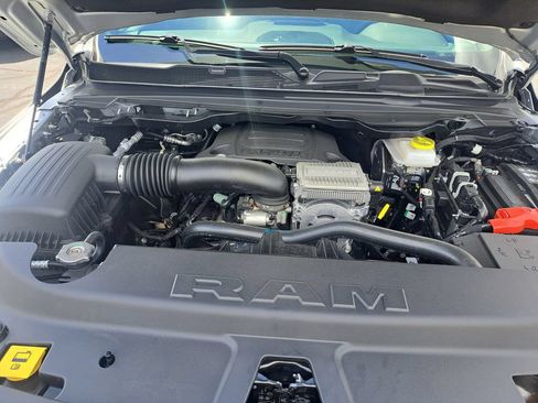 New 2026 RAM 1500 4x4 Crew Cab image 31