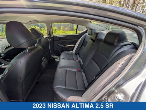 Used 2023 Nissan Altima 2.5 SR FWD image 29