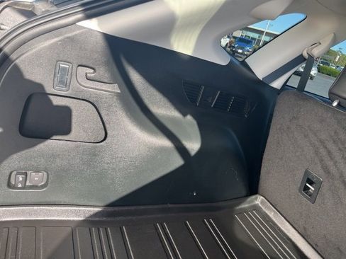 Used 2022 Ford Edge Titanium w/ Equipment Group 301A image 35