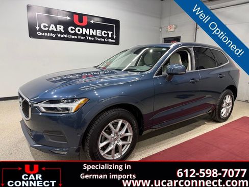 Used 2018 Volvo XC60 T5 Momentum w/ Convenience Package image 1