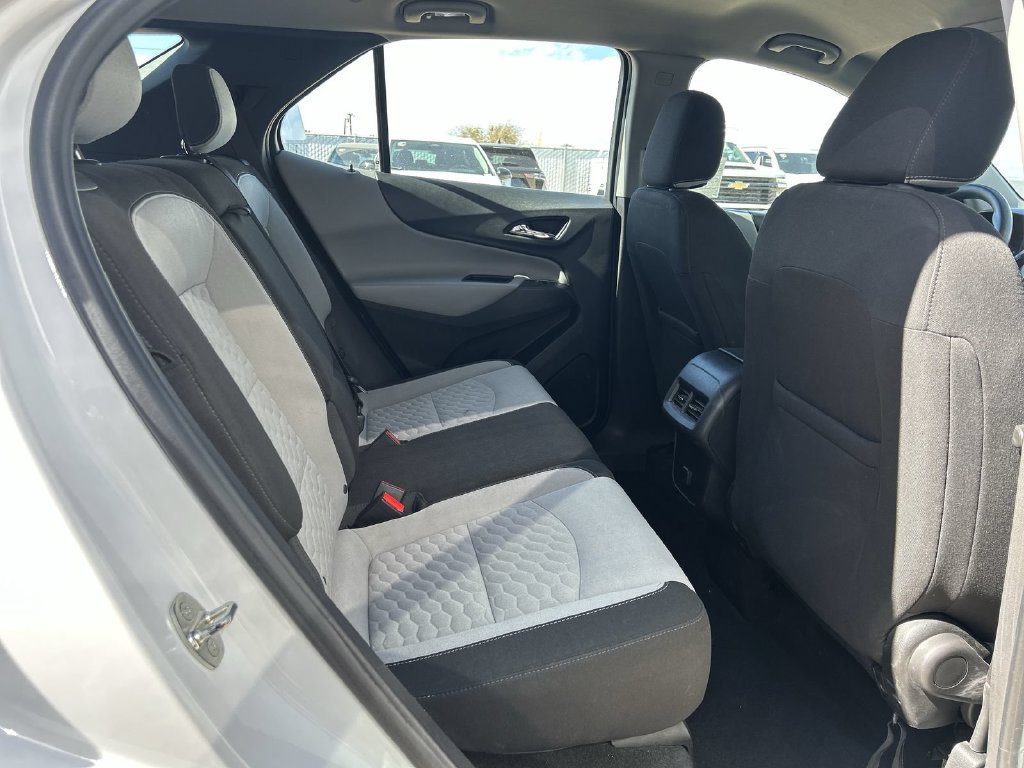 Certified 2018 Chevrolet Equinox LS FWD image 31