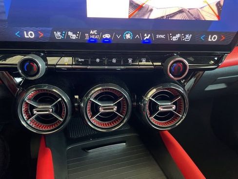 New 2025 Chevrolet Blazer EV RS image 32