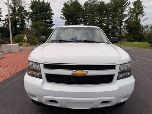 Used 2014 Chevrolet Suburban LT AWD/4WD image 3