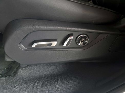 Certified 2026 Acura MDX FWD w/ Technology Package image 11