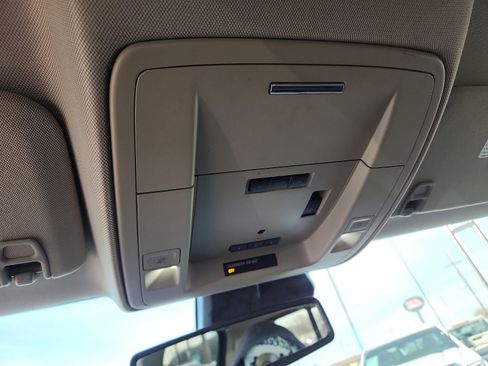 Used 2018 Chevrolet Silverado 1500 High Country image 20