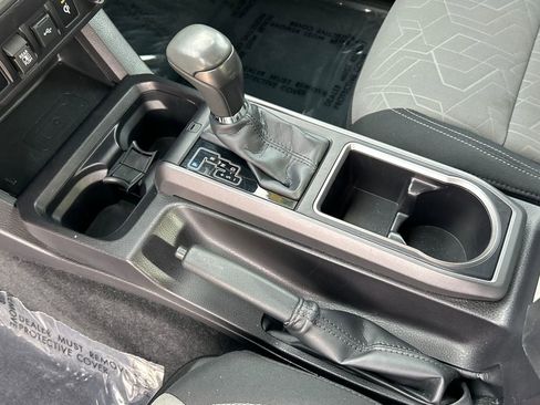 Used 2023 Toyota Tacoma TRD Sport w/ Technology Package image 16