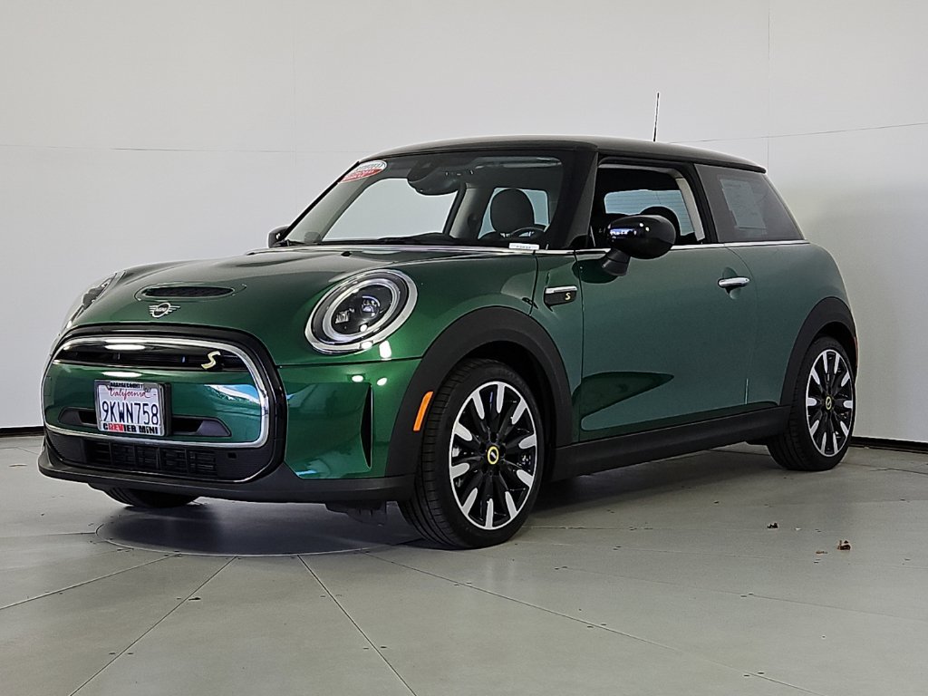 Used 2024 MINI Cooper SE FWD image 2