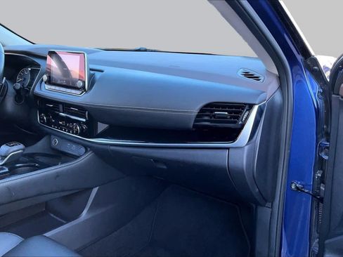Used 2023 Nissan Rogue SL AWD/4WD image 19