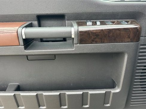 Used 2014 Ford F250 Platinum image 14