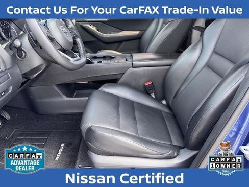 Certified 2021 Nissan Rogue SV w/ Premium Package FWD image 30