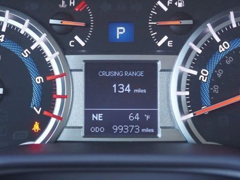 Used 2016 Toyota 4Runner SR5 image 20