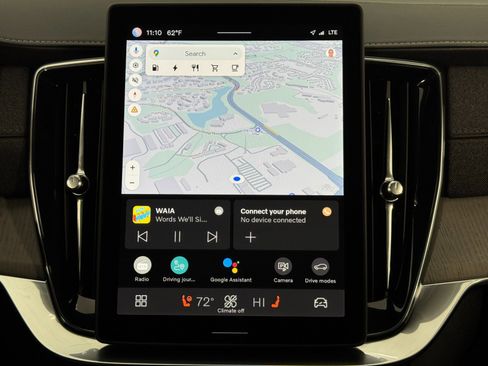 Used 2025 Volvo XC90 T8 Ultra w/ Protection Package Premier image 25