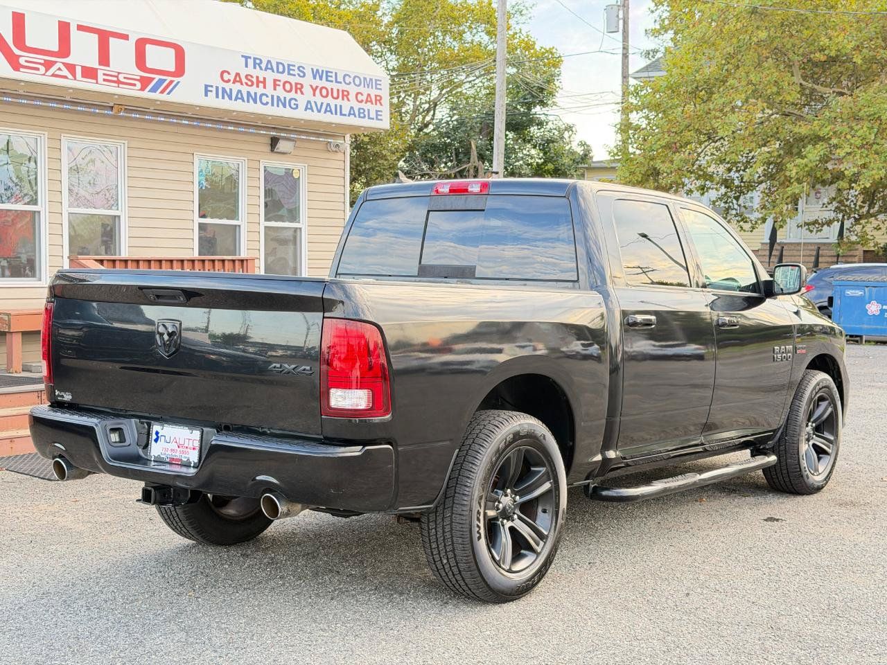 Used 2016 RAM 1500 Sport w/ Black Ram 1500 Sport Group AWD/4WD image 4