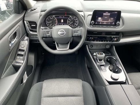 New 2026 Nissan Rogue SV w/ Cold Weather Package AWD/4WD image 8