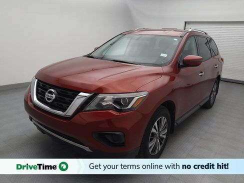 Used 2017 Nissan Pathfinder S image 1