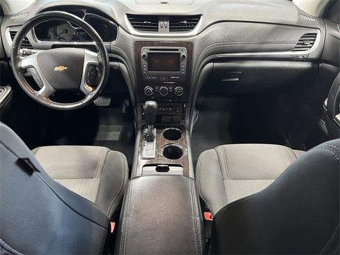 Used 2016 Chevrolet Traverse LT w/ Style and Technology Package image 23