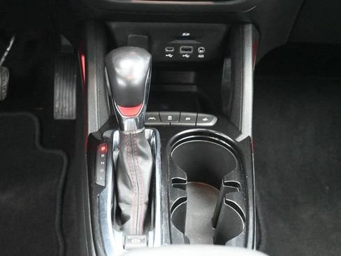 Used 2021 Chevrolet TrailBlazer RS w/ Technology Package FWD image 21