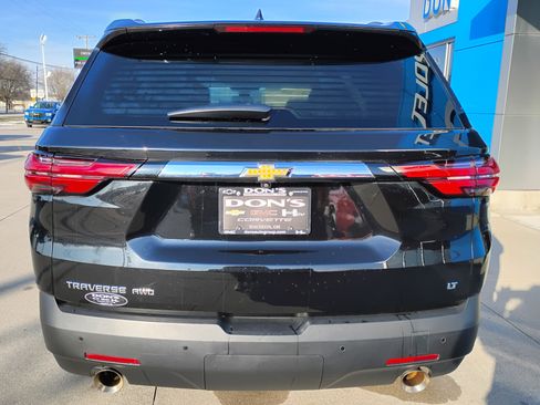 Used 2023 Chevrolet Traverse LT w/ LPO, Floor Liner Package image 33