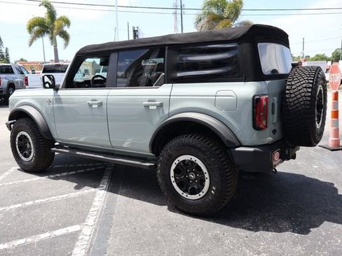 Used 2021 Ford Bronco Outer Banks w/ Sasquatch Package AWD/4WD image 5