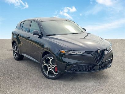 New 2025 Alfa Romeo Tonale w/ Premium Package